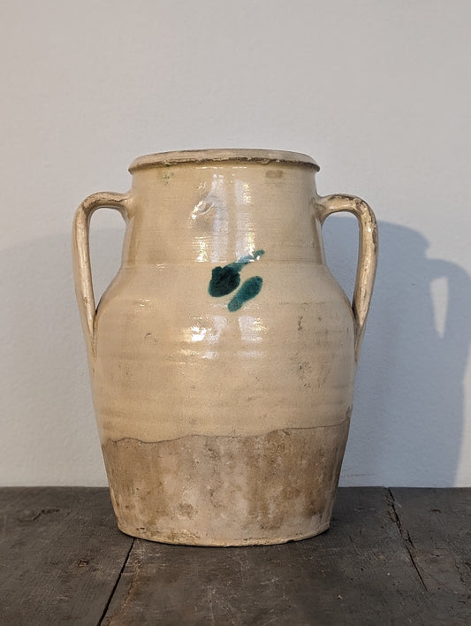Vase med primitiv dekoration